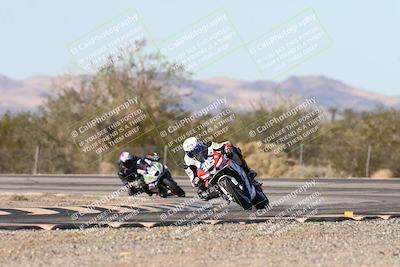 media/Dec-06-2025-CVMA (Sat) [[4a896cc04c]]/Race 8- Formula 40 MW and LW/